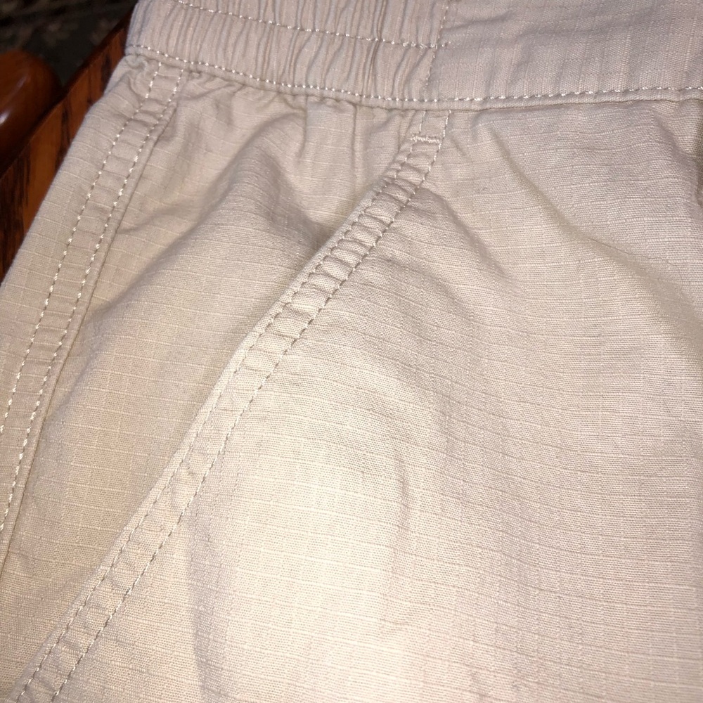 RED HEAD BRAND CO SIZE 42X34 LIGHT KHAKI COLORED CARGO PANTS 100% COTTON - Picture 4 of 8